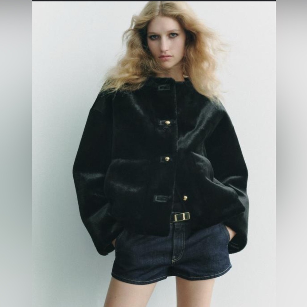 🔥🔥zara faux fur coat